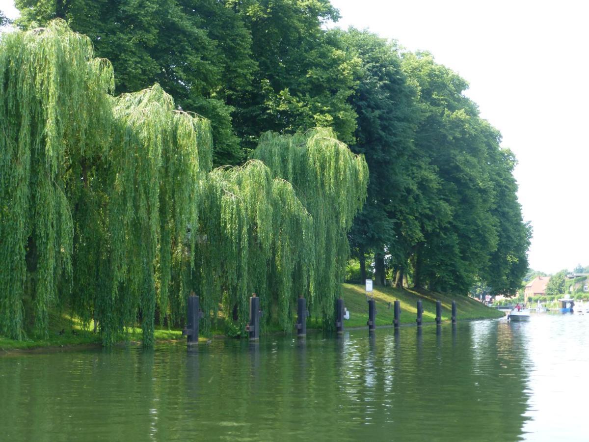 Altes Fischerhaus Villa Plau am See Exteriör bild